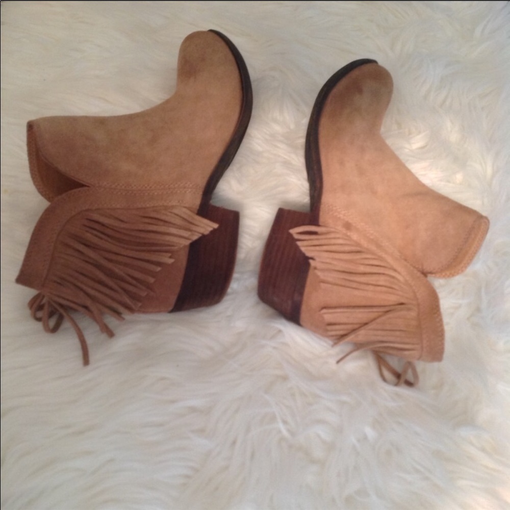Lucky Brand Suede Fringe Booties